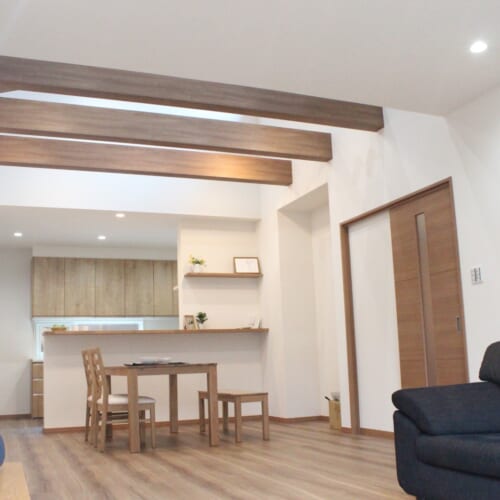 平屋でビルトインガレージの
ゆったりとした住まい
