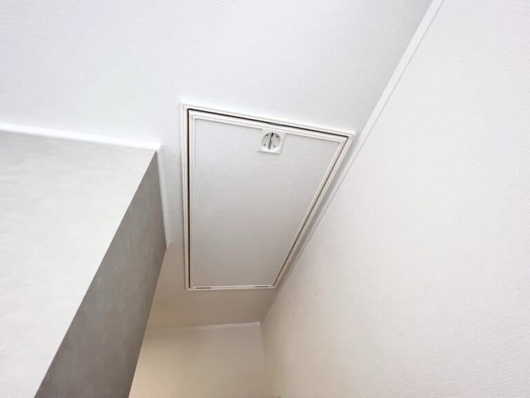 収納が欲しい方必見な小屋裏収納
